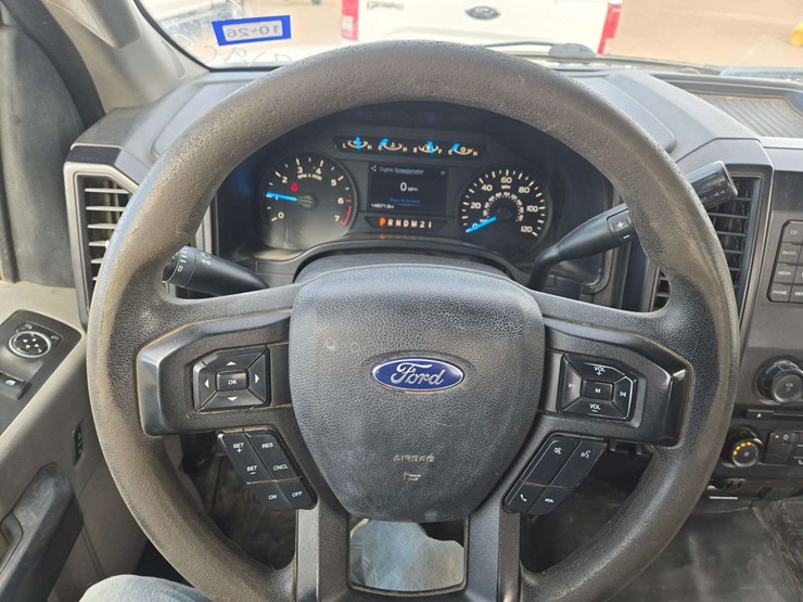 2017-ford-f150-xl-image-15
