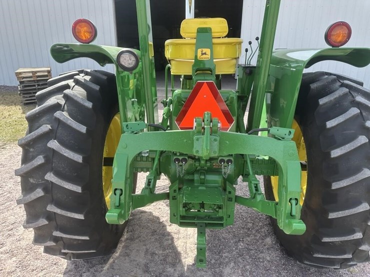john-deere-4320-image-9