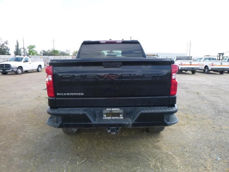 2022-chevrolet-silverado-1500-image-16