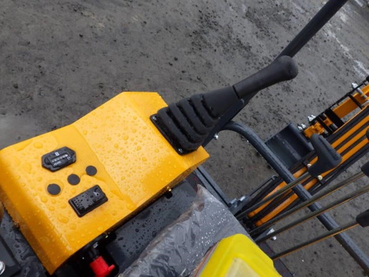 2026-vicsec-15-hydraulic-excavator-image-23