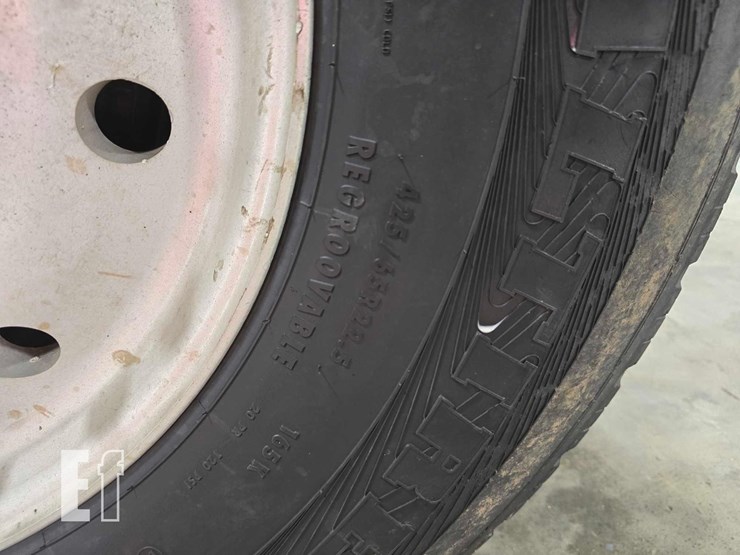 2014-kenworth-t800-image-29