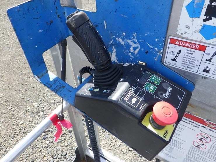 2012-genie-gr20-image-15