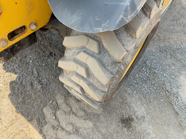 2018-caterpillar-th255c-image-11