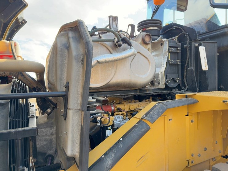 2017-caterpillar-950m-image-24