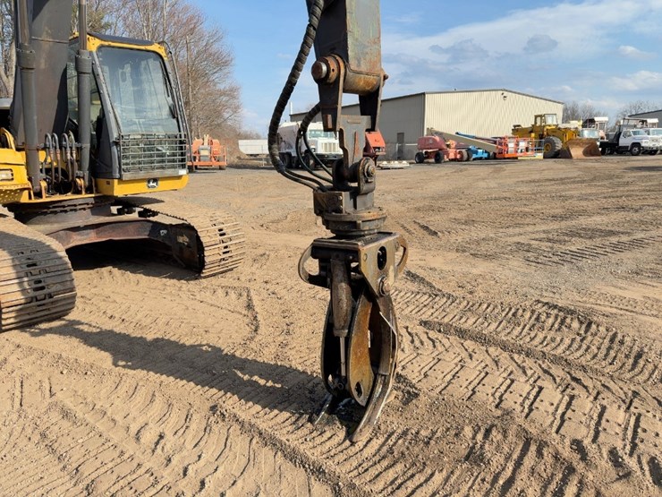 2008-deere-160d-lc-image-8