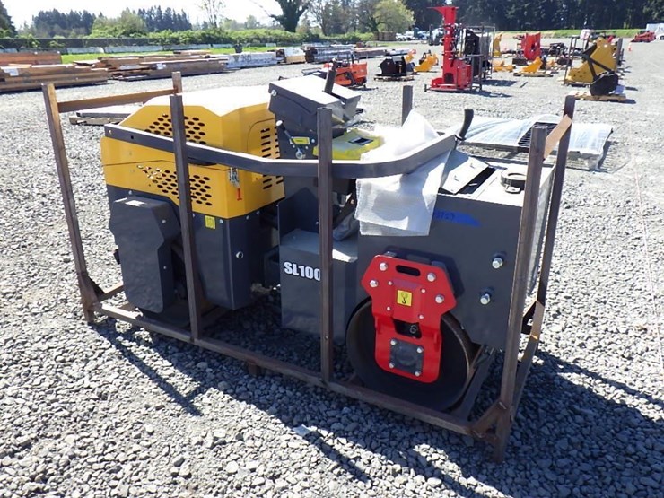 2026-sdlool-1000-vibratory-smooth-drum-roller-image-2