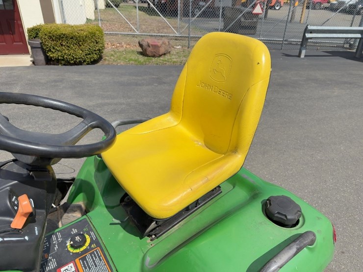 john-deere-x720-image-13