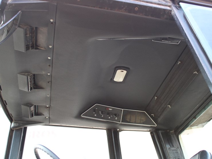 international-986-image-17