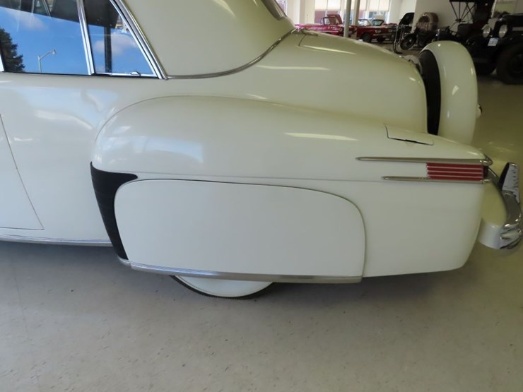 1942-lincoln-continental-coupe-image-34