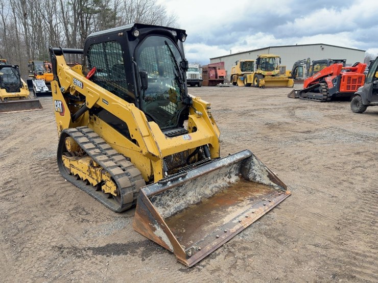 2021-caterpillar-259d3-image-7