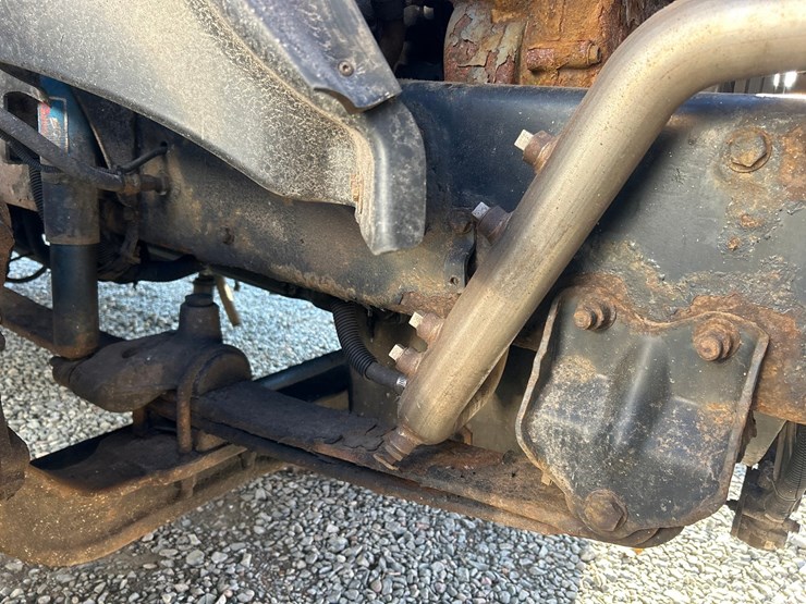 2002-massey-ferguson-8-image-41