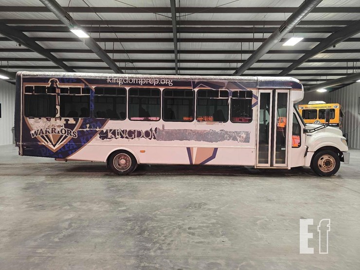 2013-international-3000-image-6