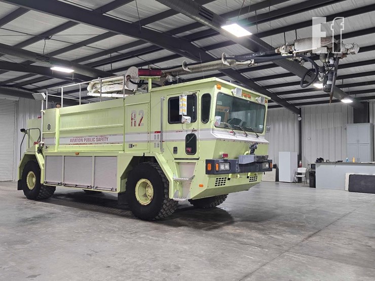 1996-oshkosh-t1500-image-2