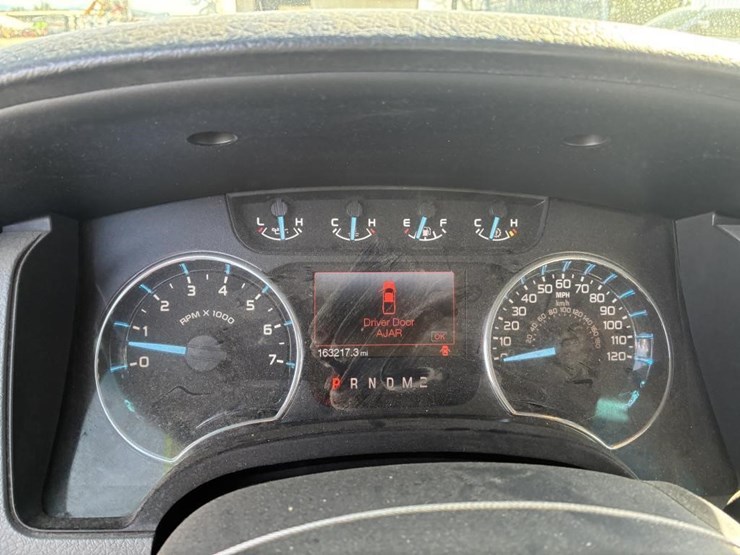 2011-ford-f150-image-16