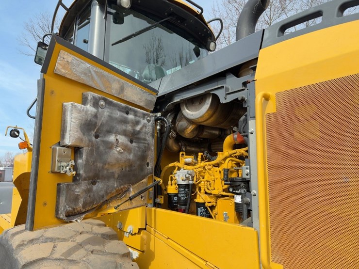 2018-deere-544k-image-20