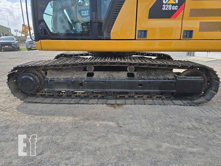 caterpillar-320gc-image-27