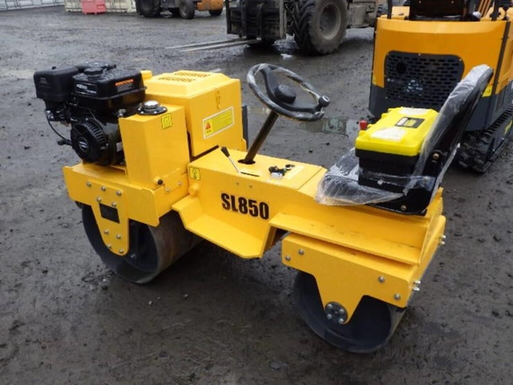 2026-sdlool-850-vibratory-smooth-drum-roller-image-4