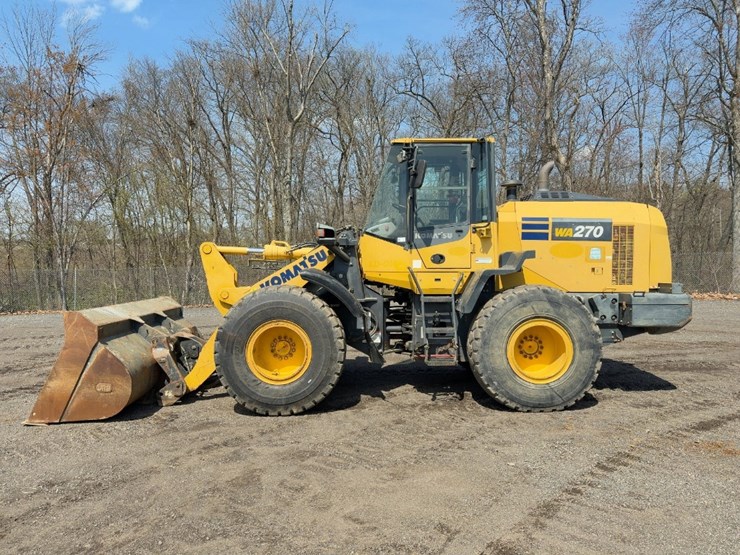 2017-komatsu-wa270-8-image-2