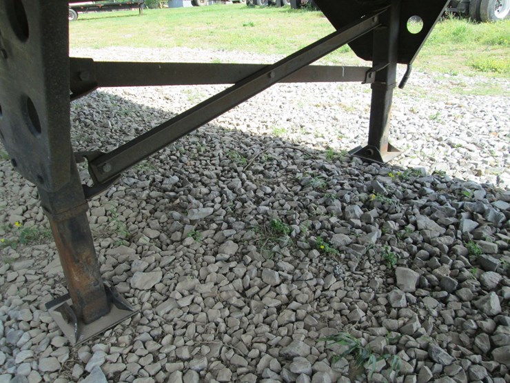 2007-utility-4000dx-image-19