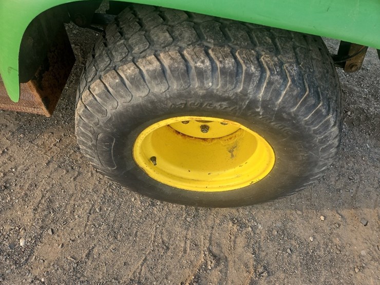 john-deere-progator-2030-image-13