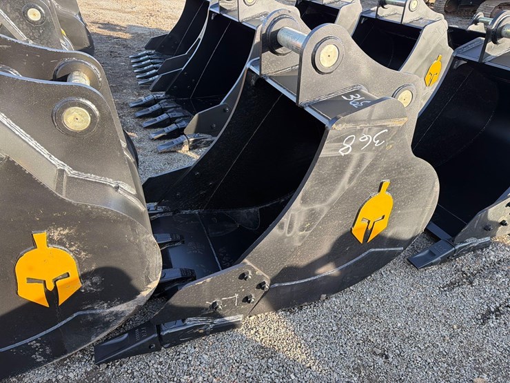 kobelco-sk210-image-1