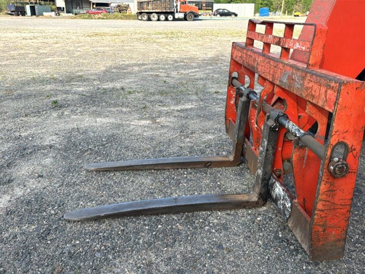 sky-trak-8042-image-12