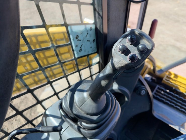 2019-caterpillar-272d2-image-19