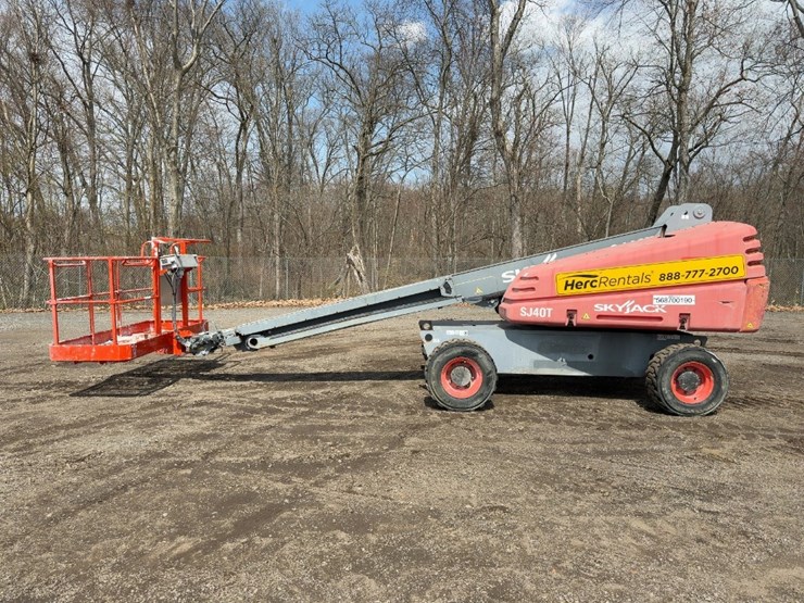 2018-skyjack-sj40t-image-2