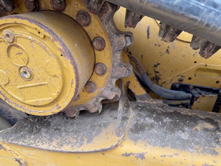 2020-caterpillar-259d3-image-13