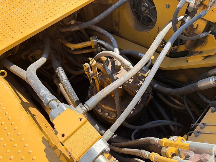 caterpillar-336el-image-24