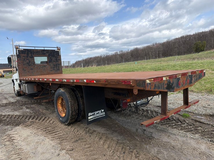 2018-hino-338-image-5