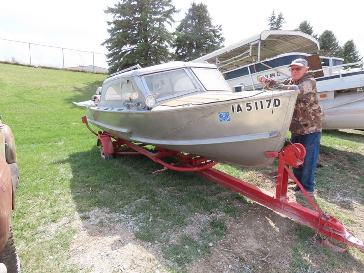 1957-9-crestliner-aluminum-boat-with-trailer-and-motor-image-1