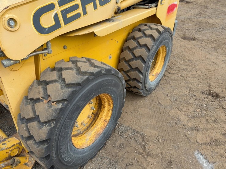 2006-gehl-5640-image-14