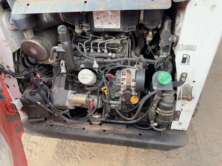2016-bobcat-t650-image-18