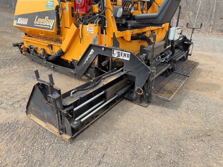 2018-leeboy-8500d-image-16