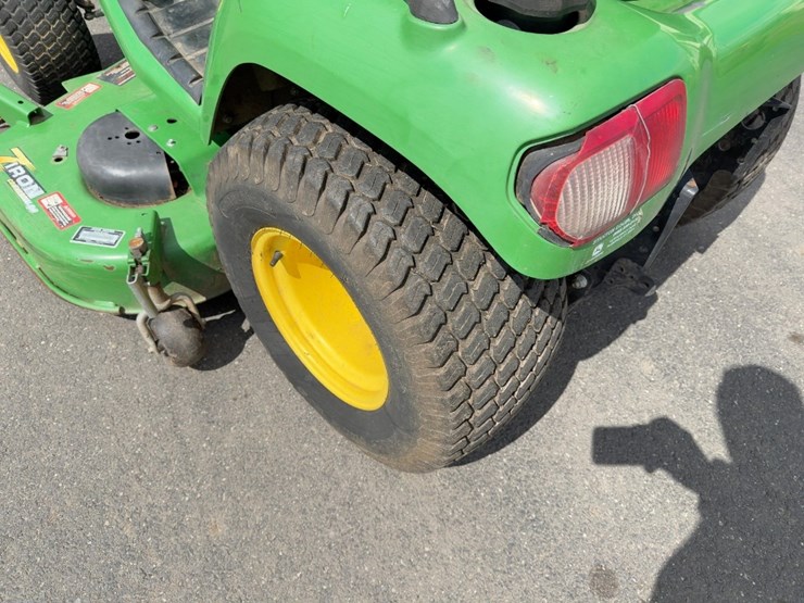 john-deere-x720-image-9