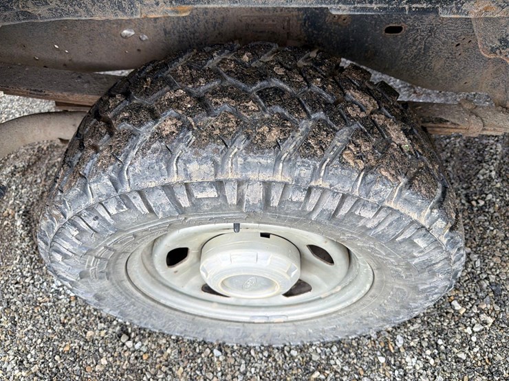 2013-ford-e350-image-10