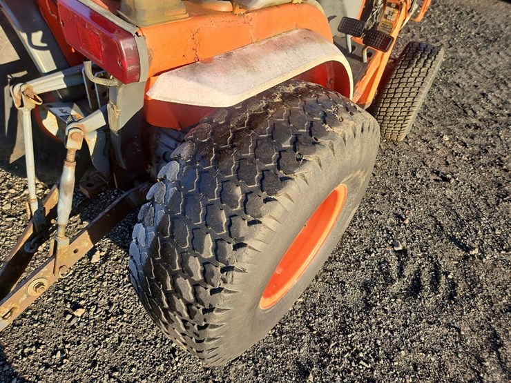 kubota-b2400-image-12