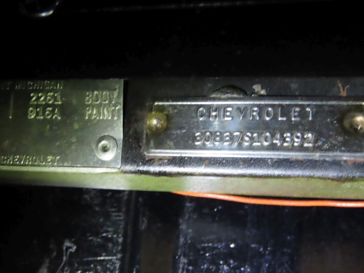 1963-chevrolet-corvette-stingray-split-window-coupe-image-25