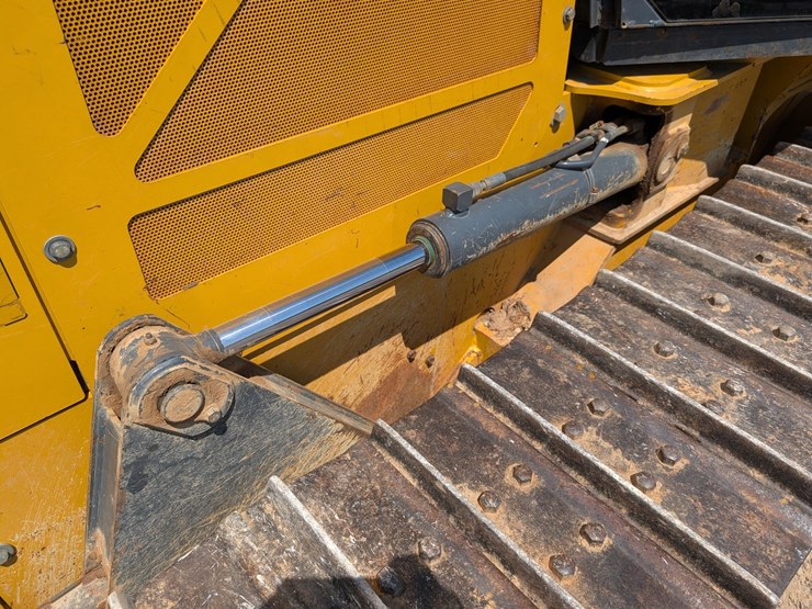 deere-650k-xlt-image-22