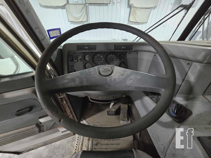 1998-american-lafrance-eagle-image-10