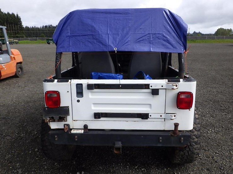 1992-jeep-wrangler-image-6