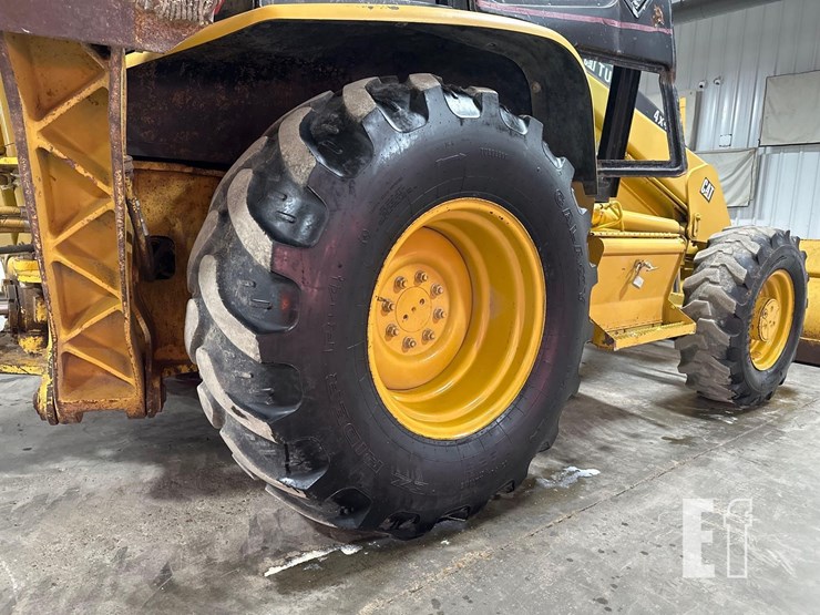 2001-caterpillar-420d-image-36