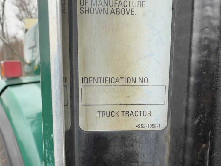 2003-kenworth-t800-image-39