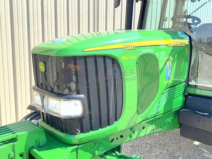 2004-john-deere-7320-image-103