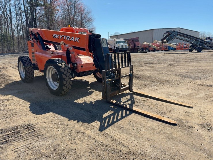 2016-sky-trak-6042-image-7