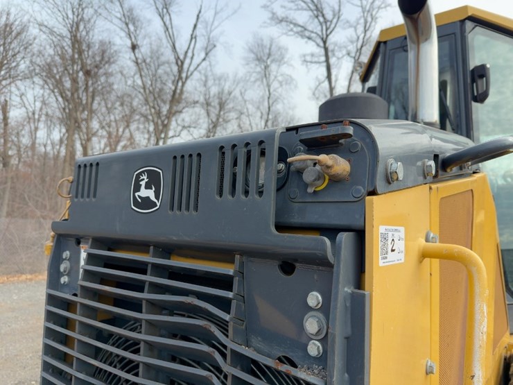 2014-deere-750k-lgp-image-33