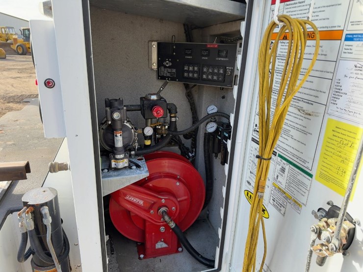 2017-kenworth-t270-image-19