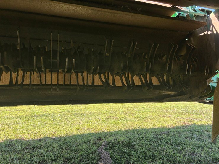 2022-john-deere-w235m-image-22