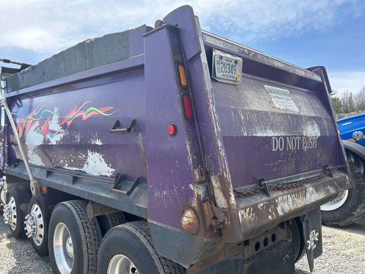 2010-massey-ferguson-8-image-18